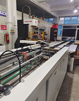 自(zi)動雙工位視(shì)覺定位機